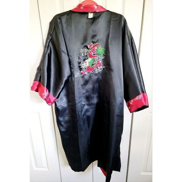 Misaka L Reversible Robe Unisex Sateen Red Black‎ Dragon Asian Vintage W/Sash - Picture 3 of 14